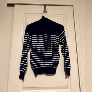 Jon & Anna Navy & White Turtleneck Women’s Size Medium Knit Top